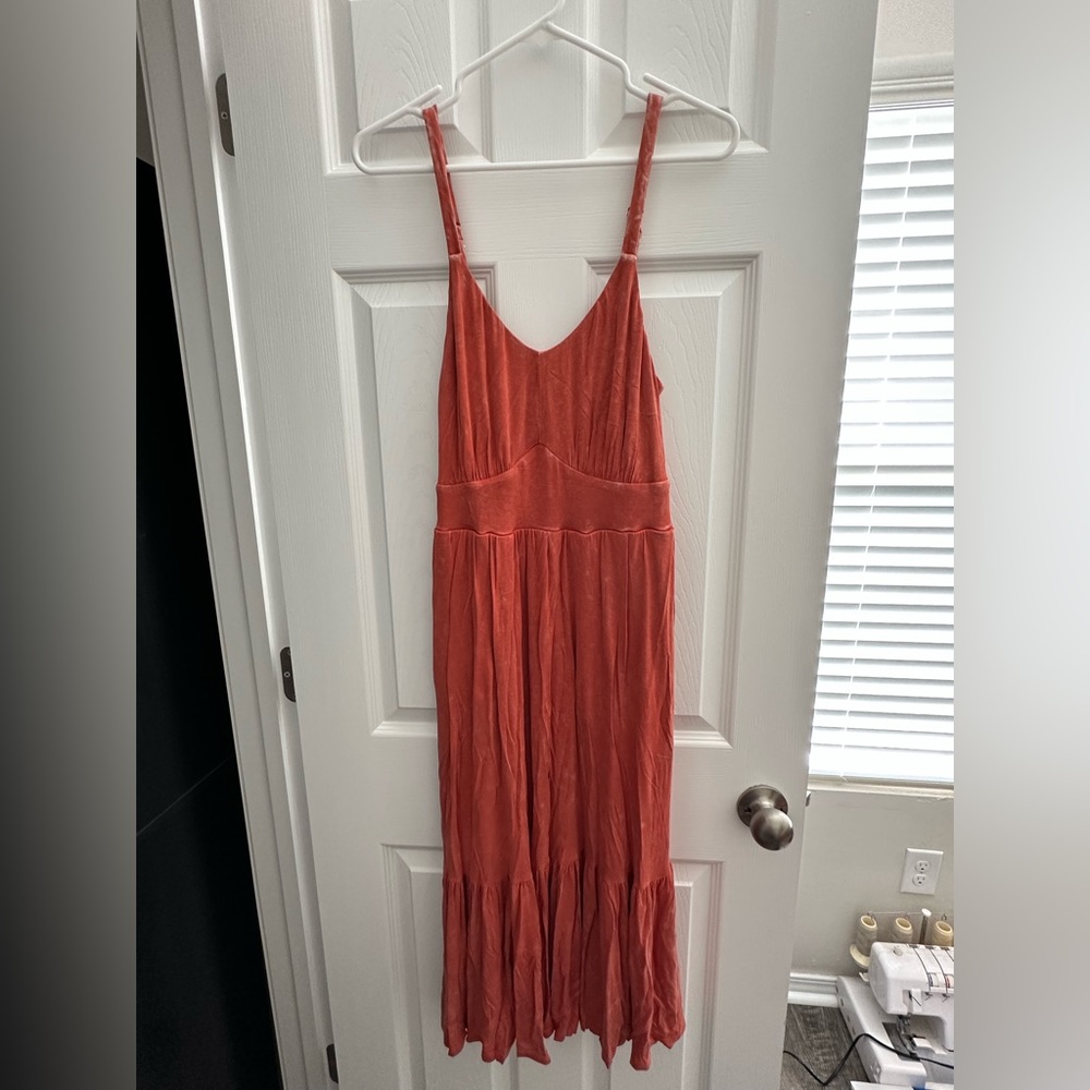 Torrid burnt orange strappy midi dress with pockets size 0